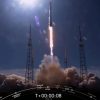Ракета Falcon 9 с грузовым кораблем Dragon успешно стартовала к МКС - Фото