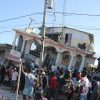 В результате землетрясения на Гаити погибли 304 человека - Фото